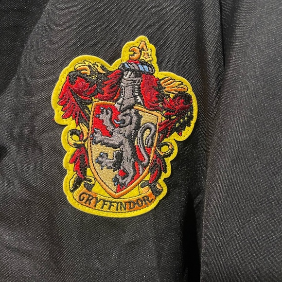 Charades Harry Potter Gryffindor Children’s Costume, Size XL - Picture 6 of 9